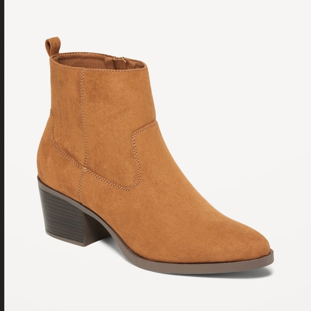 NWT Old Navy Tan Faux-Suede Western Ankle Boots Water Repellent - Size 8